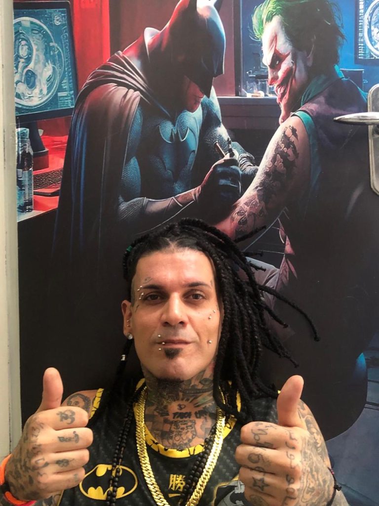 Tatuador Thiago Cortez